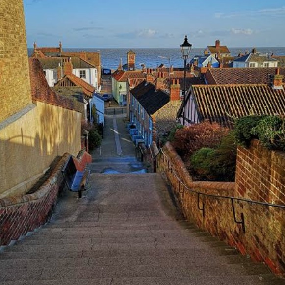 Aldburgh antiques moving